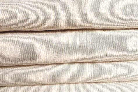  Linen:  Explorar as Fibras Nobres da Natureza para Tecidos Duradouros e Elegantes!